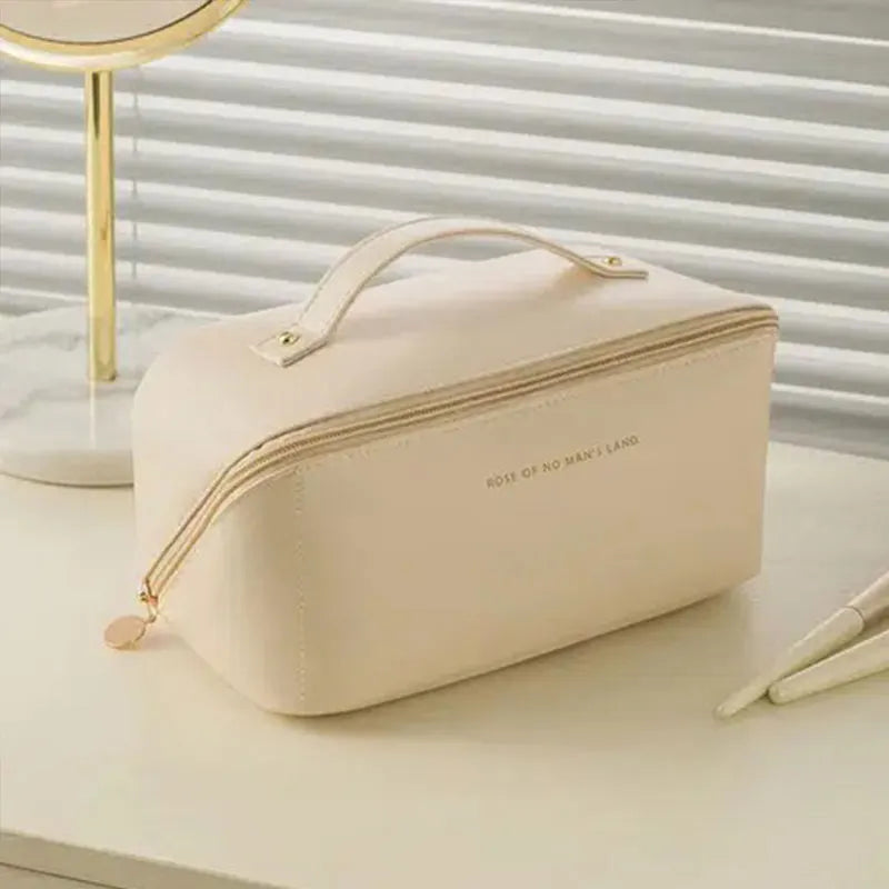 Hot Sales Large Capacity Waterproof Makeup & Skincare Bag